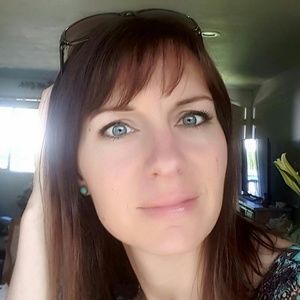 Meet your Posher, Lorena